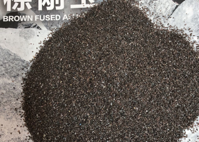 Λειαντικό υλικό ανατίναξης που χρησιμοποιείται για το καφετί κορούνδιο F36 F46 αμμόστρωσης